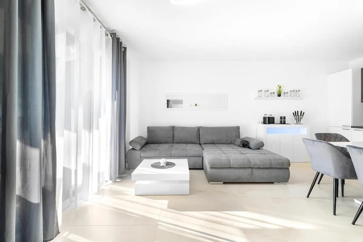 Casa Bella Apartment Tar-Vabriga 0*,  Croatia