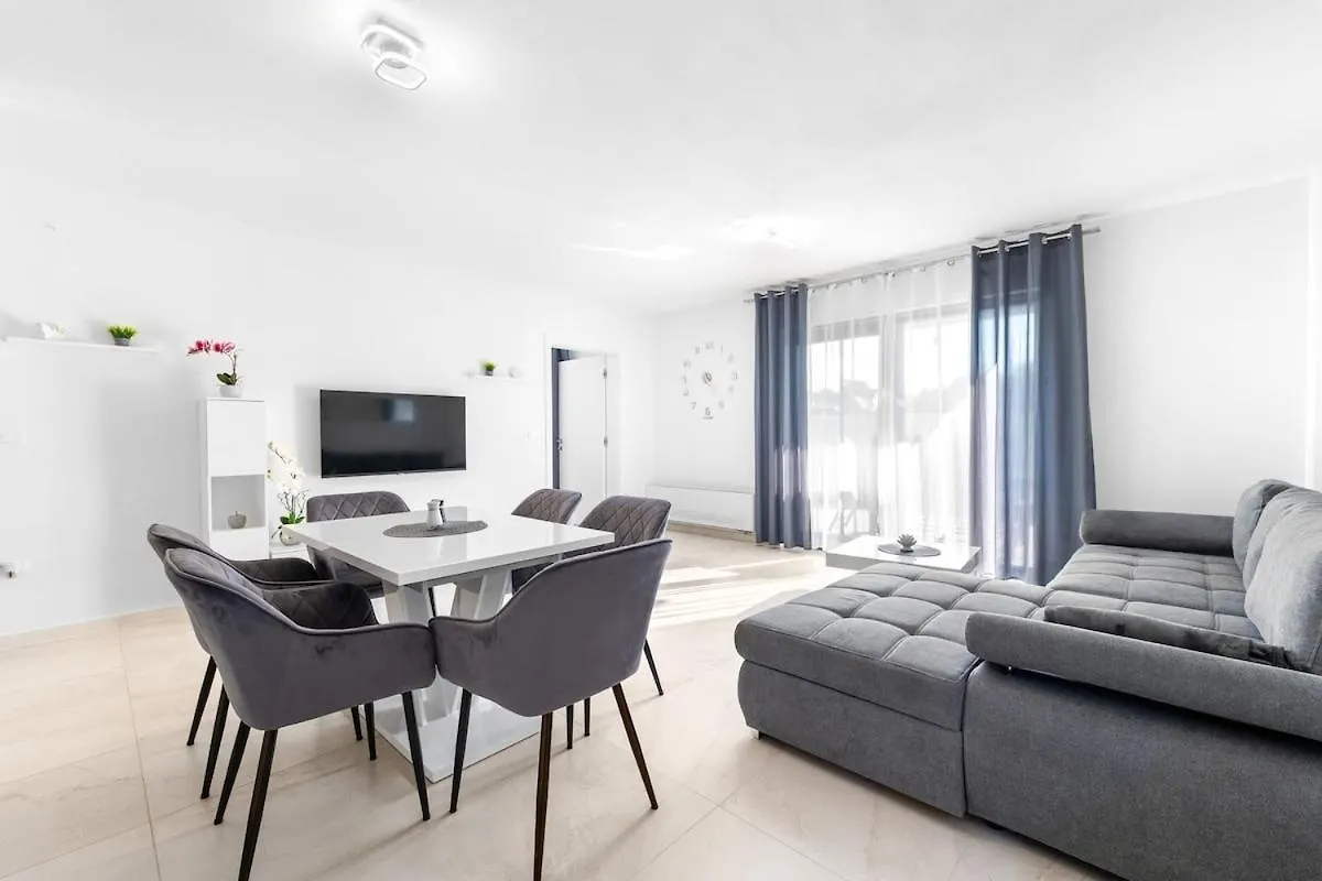 Casa Bella Apartment Tar-Vabriga Croatia