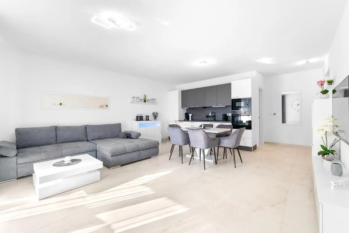 Casa Bella Apartment Tar-Vabriga